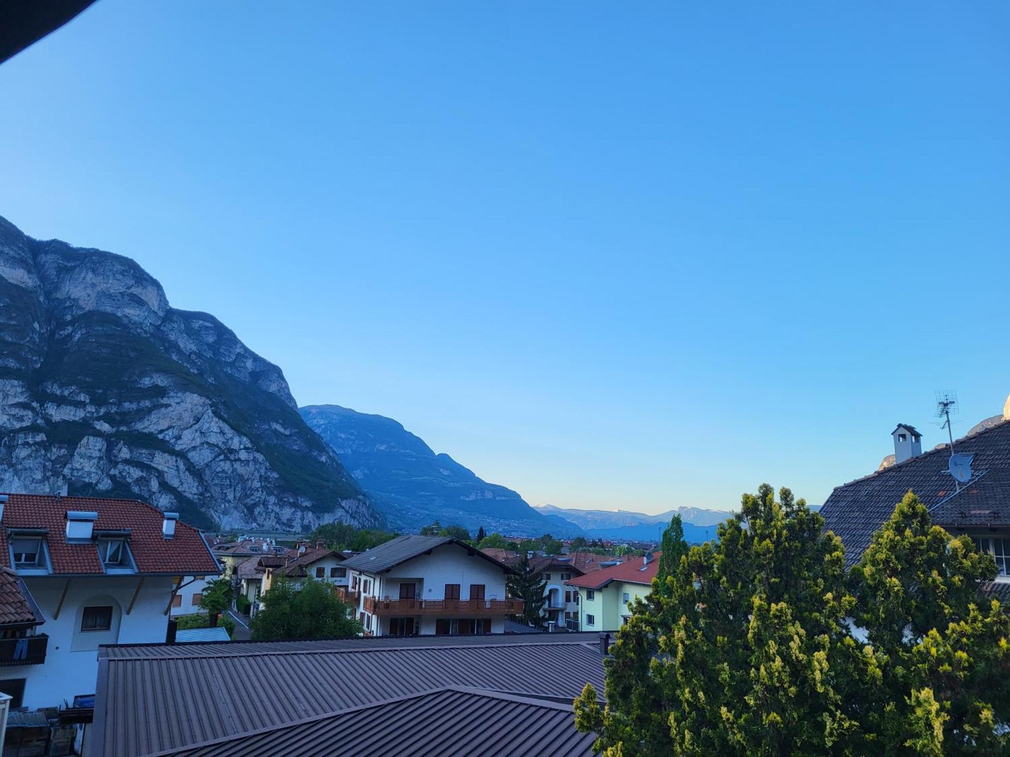 Albergo Gasthof Salurn Zimmer foto