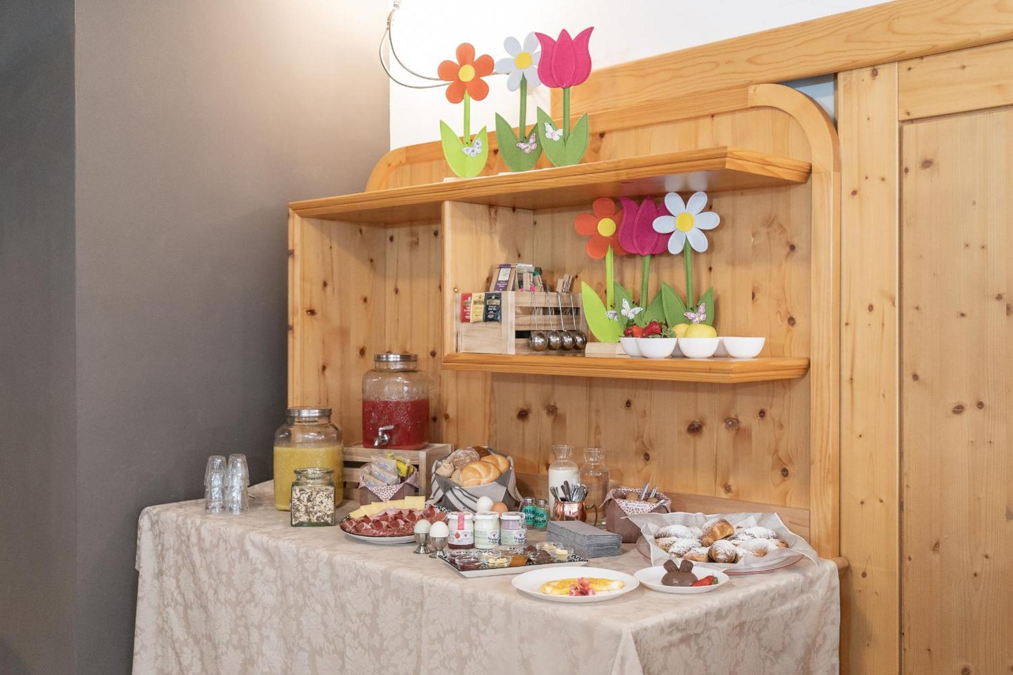 Albergo Gasthof Salurn Zimmer foto